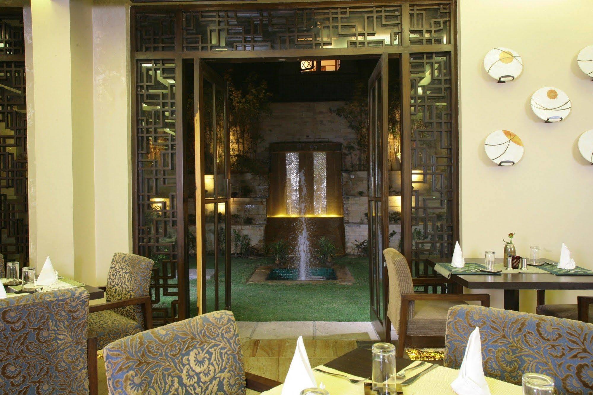 ​Justa Gurgaon Hotel Nhà hàng bức ảnh